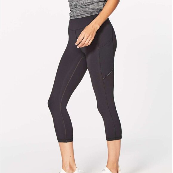 Lululemon Speed Up Crop (21") Black - Picture 1 of 1